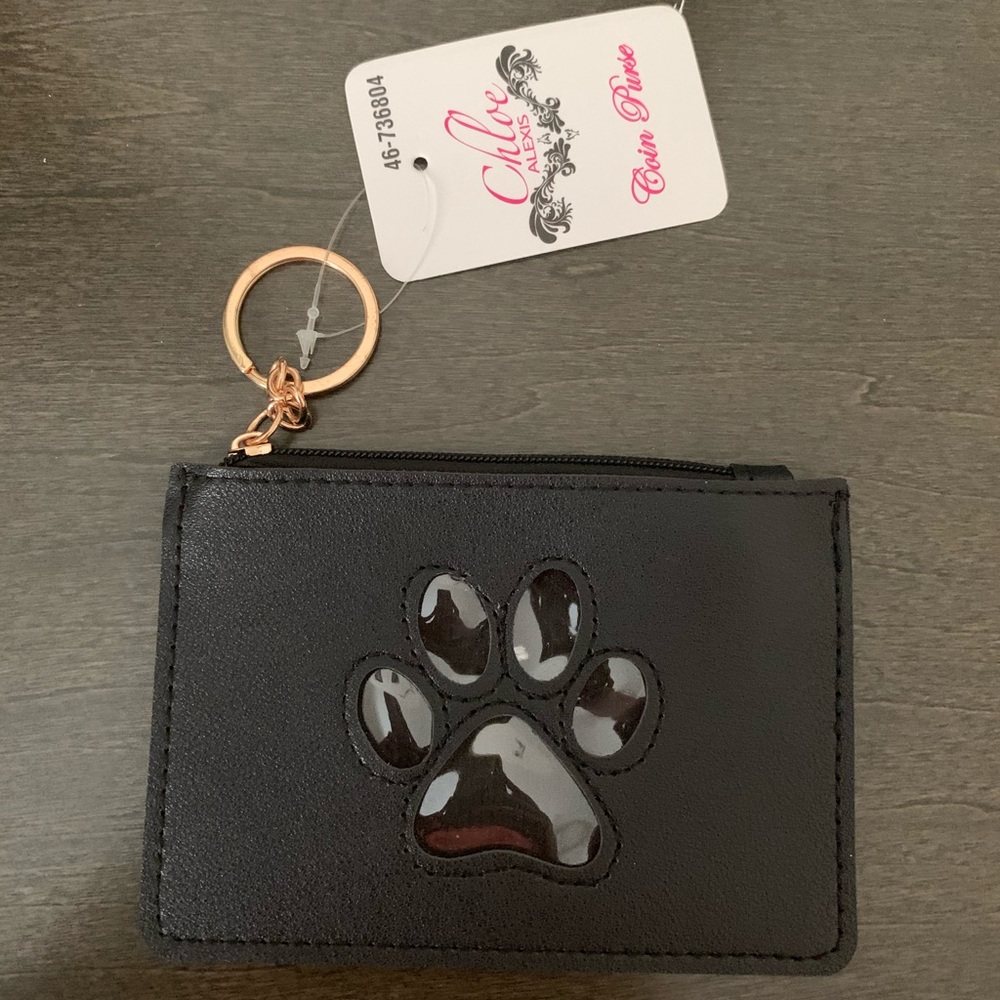 ❗️3/$10❗️Chloe Alexis Paw Print Coin Purse